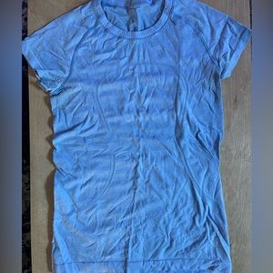 Lululemon short sleeve top. Open to offers!